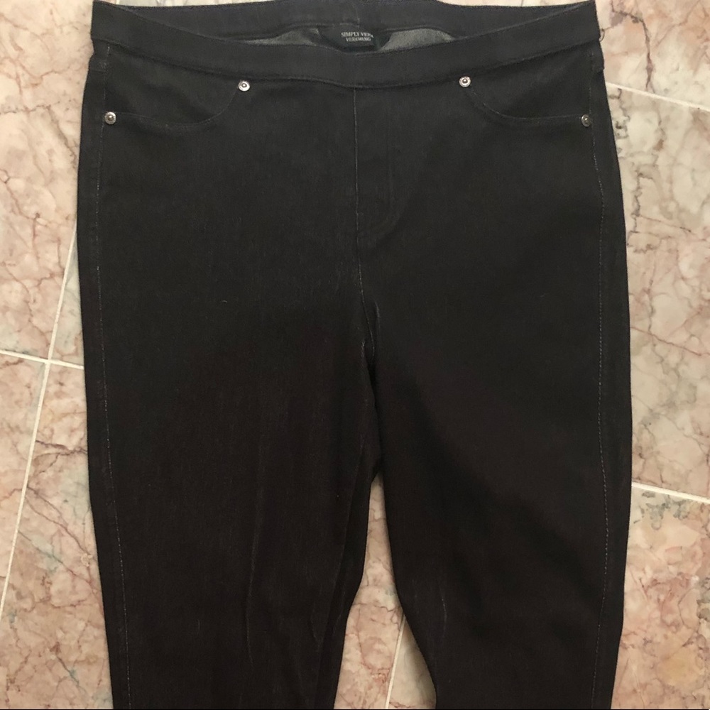 Vera Wang black jeggings